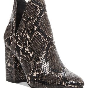Steve Madden Rookie Chop-our Booties
